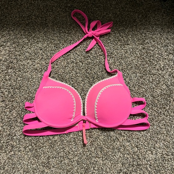 Bikini Tops (2) - Picture 6 of 8